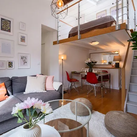 Floor Parisian Gem Views & Balcony Apartment Paris